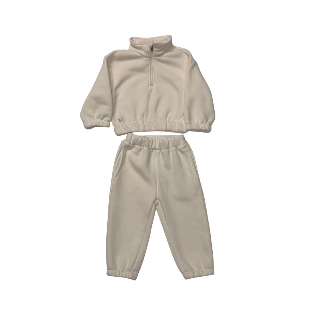 Essential Lounge Set